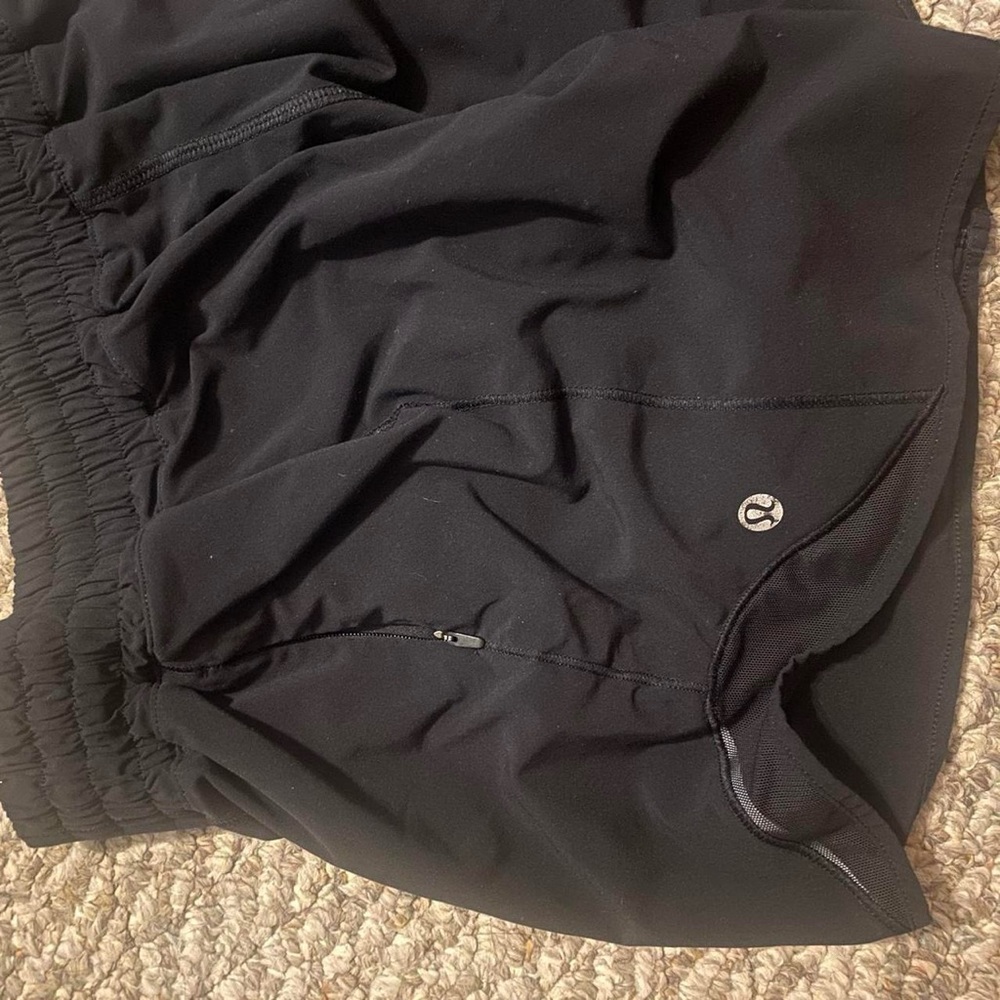 Lululemon hotty hot